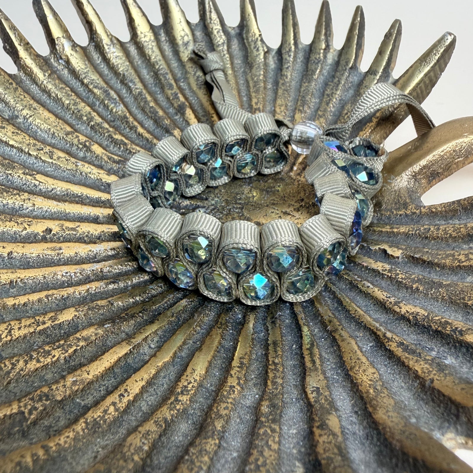 Iridescent bead and ribbon slider bracelet 'DAWN'