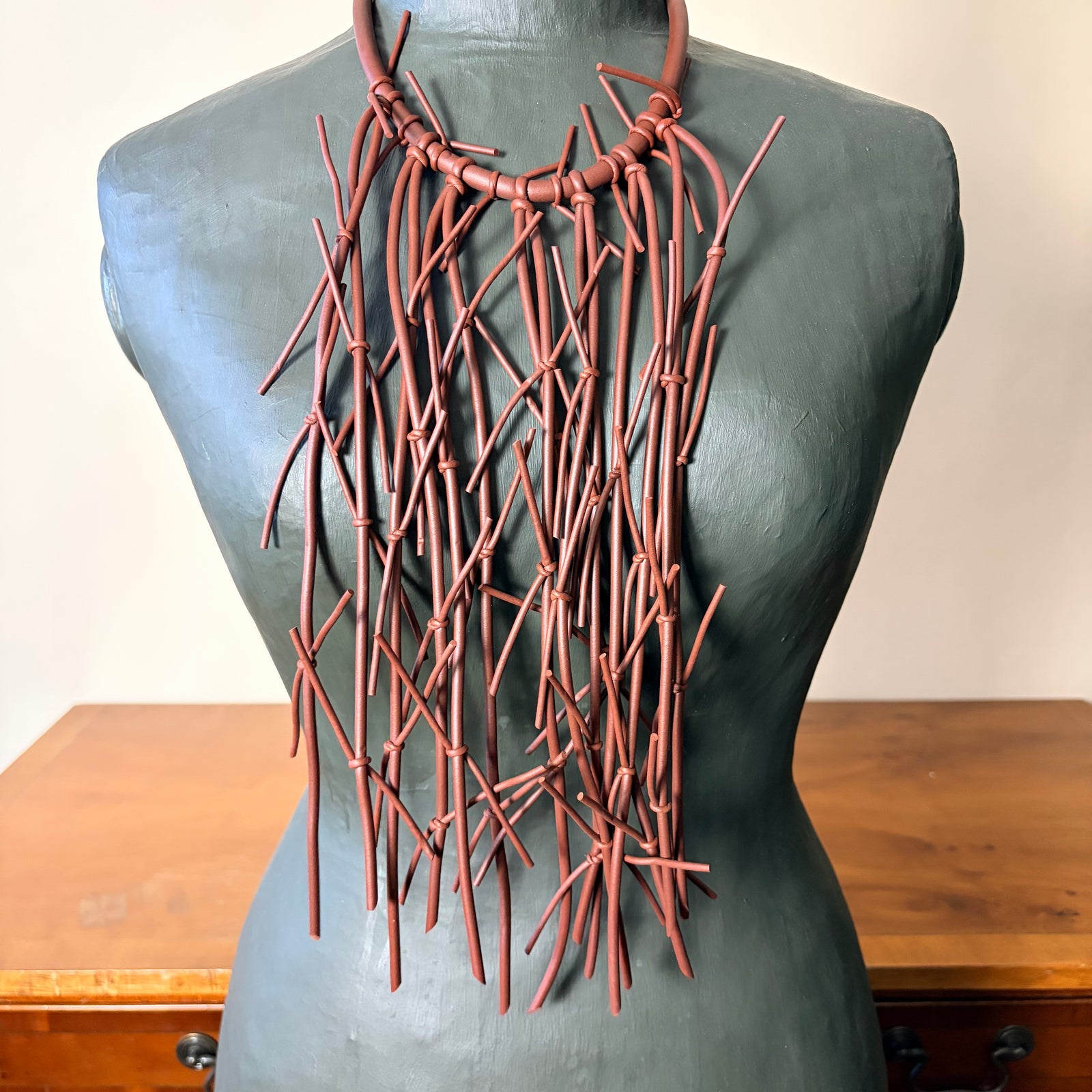 Rubber fringe statement necklace 'VICTORIA'