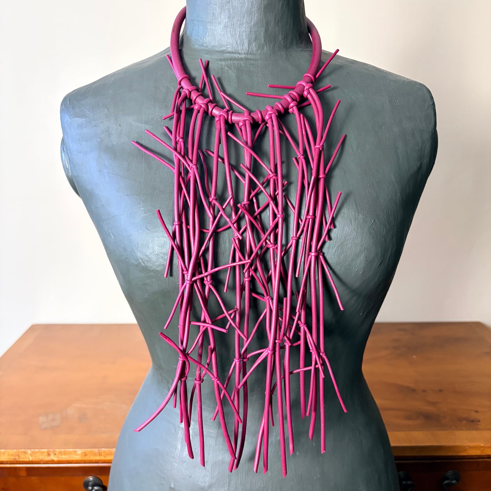 Rubber fringe statement necklace 'VICTORIA'