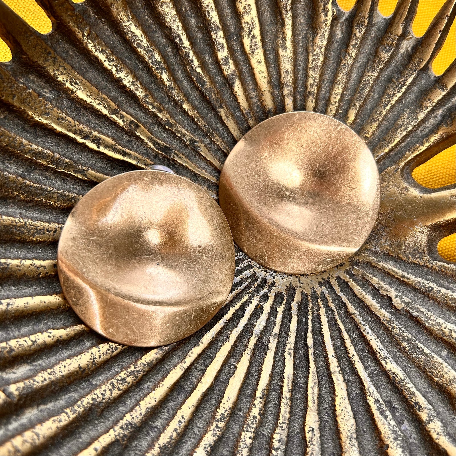 Alaia - large metal disc stud earrings