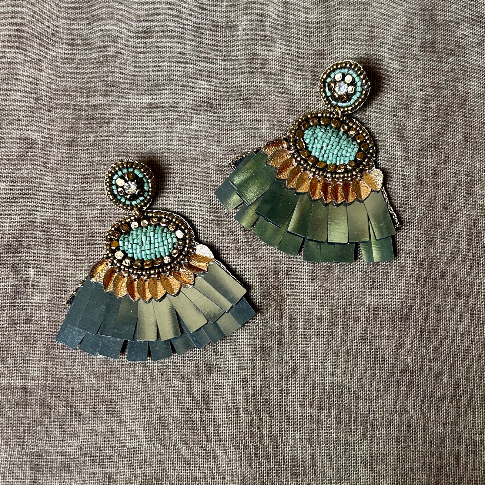 Sequin fan dangle earrings 'ATHENA'