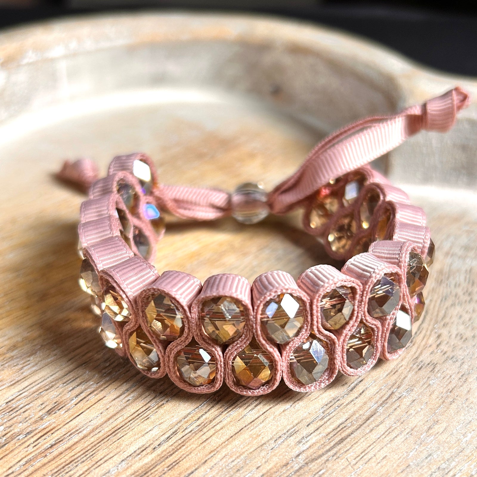 Iridescent bead and ribbon slider bracelet 'DAWN'