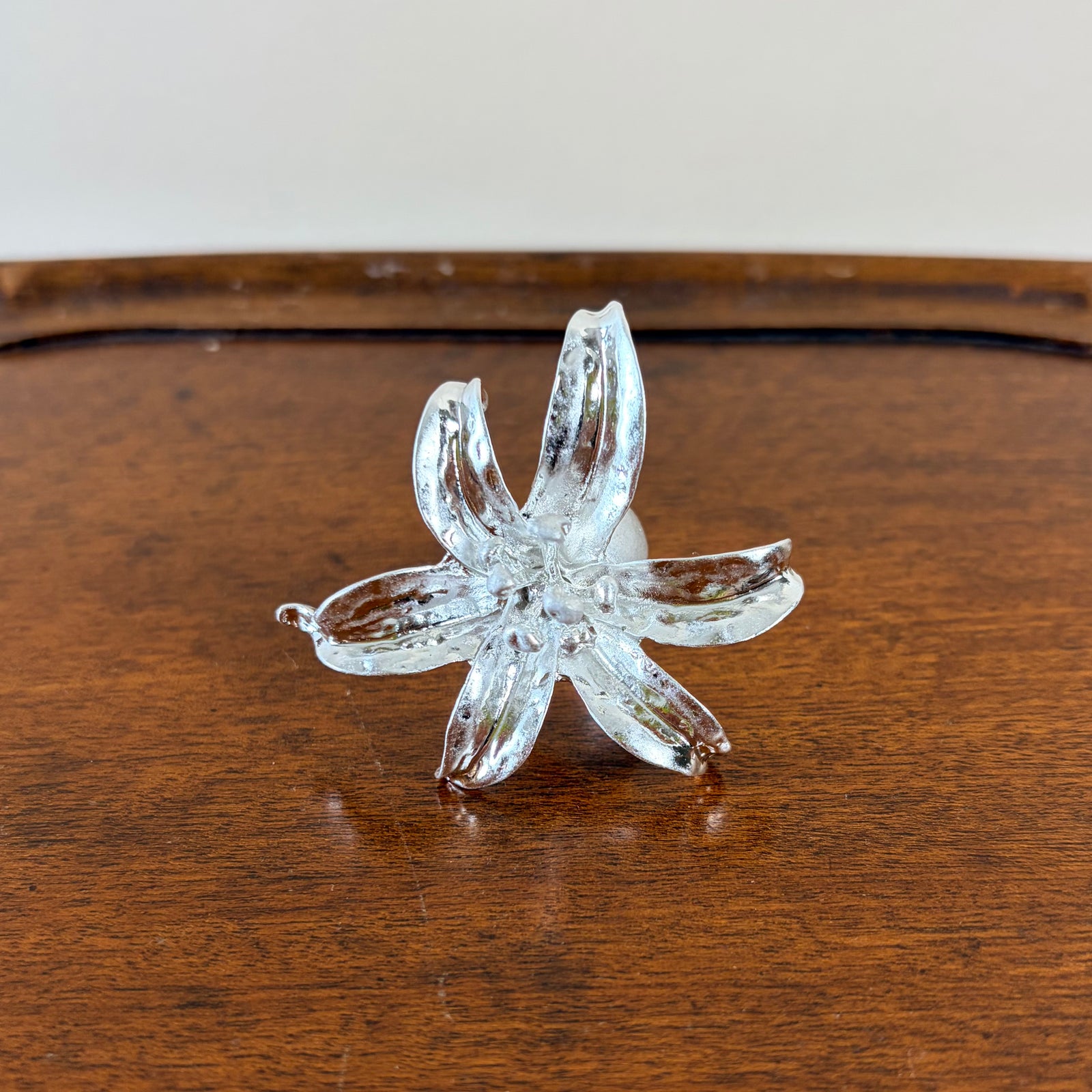 Briar - oversized metal flower cocktail ring