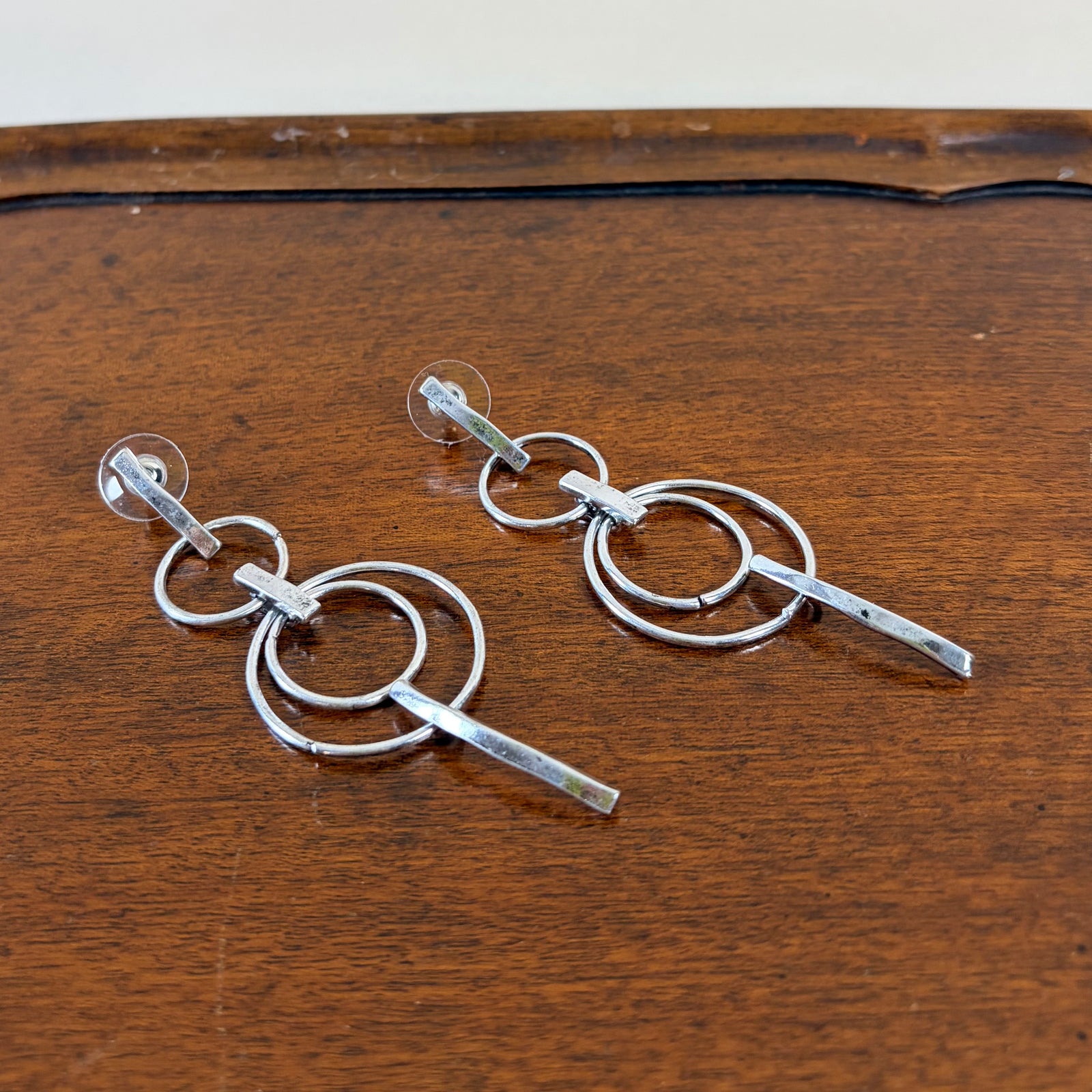 Anara - geometric shaped drop earrings