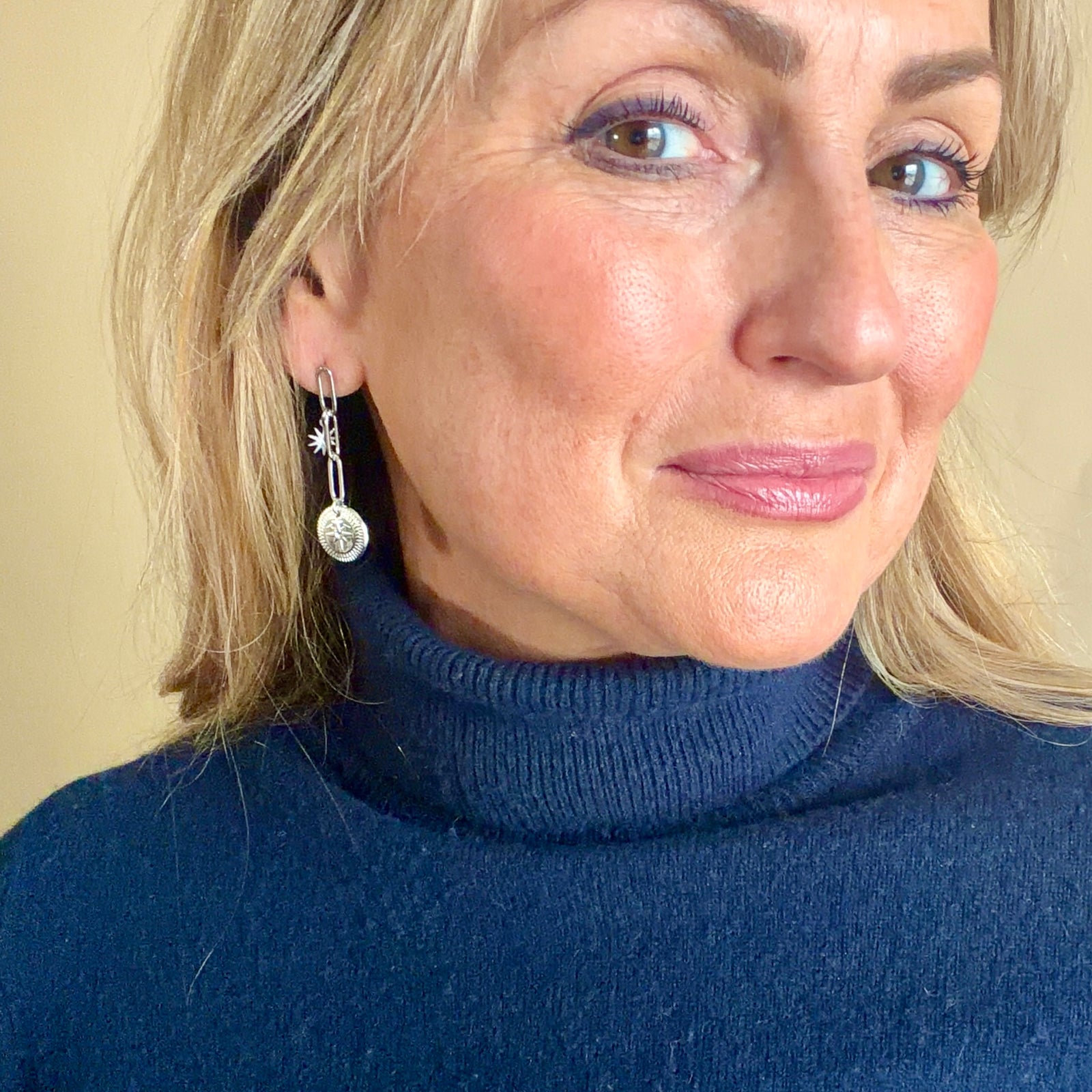 Steel paperclip drop earrings with star detail 'AURORA'