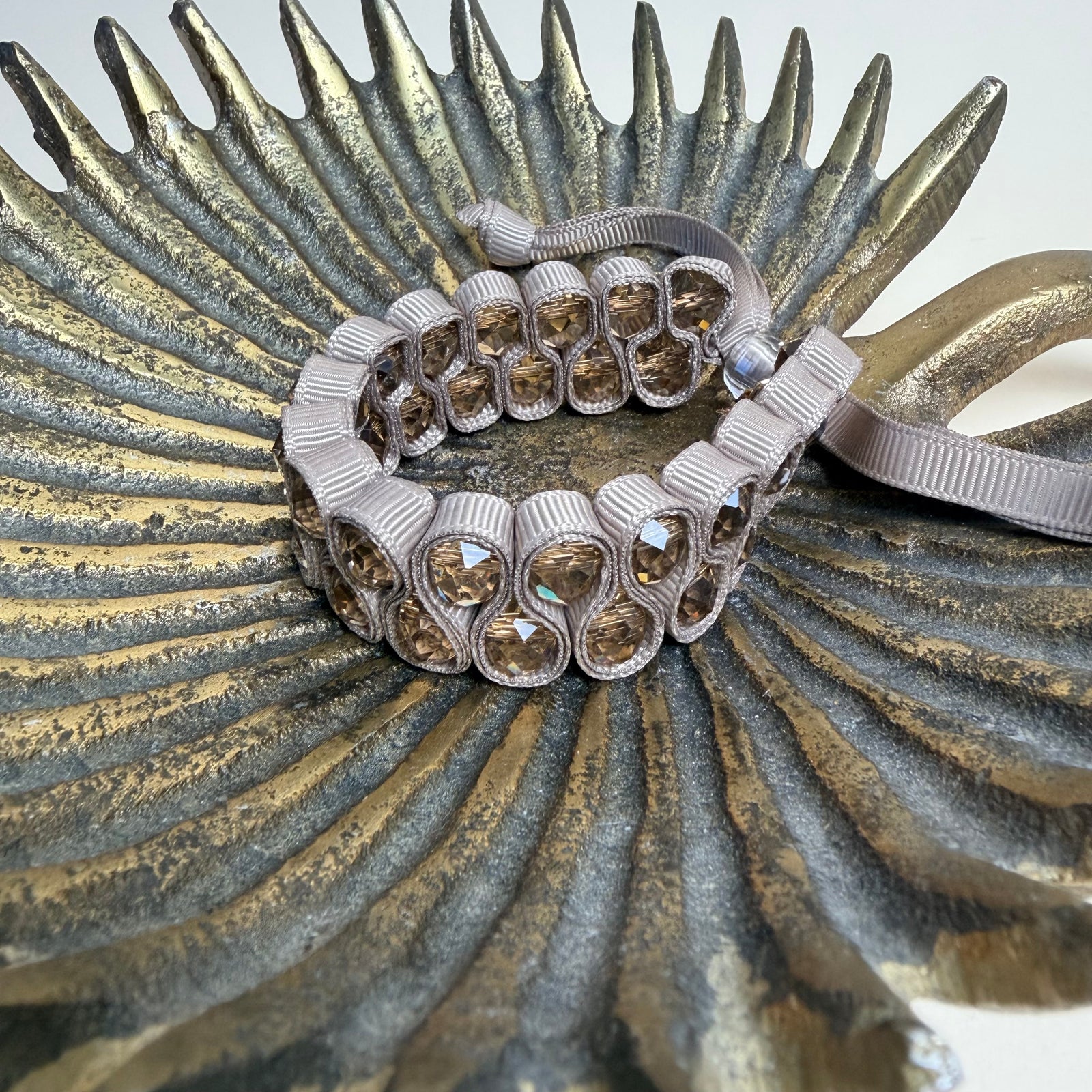 Iridescent bead and ribbon slider bracelet 'DAWN'