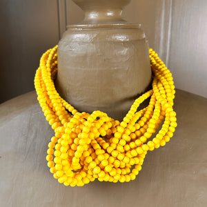 DOREEN knotted resin beaded choker necklace